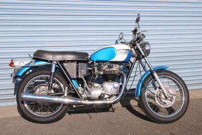 2021 Triumph TR6 R TIGER