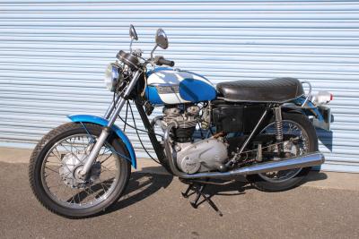 2021 Triumph TR6 R TIGER