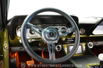 1965 Ford Mustang 2+2 Fastback Restomod