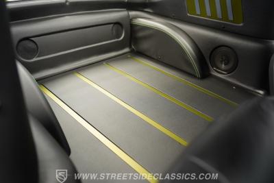 1965 Ford Mustang 2+2 Fastback Restomod