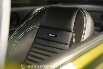 1965 Ford Mustang 2+2 Fastback Restomod