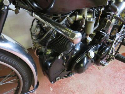 1953 VINCENT SERIES C BLACK SHADOW