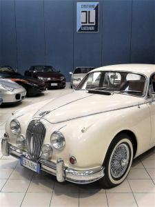 1963 Jaguar MK2 3.800