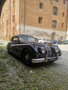 1956 Jaguar XK 140 FHC