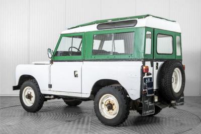 1977 Land Rover 88 Defender serie III overdrive