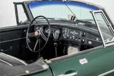 1965 MG B MGB 1.8 overdrive spaakwielen