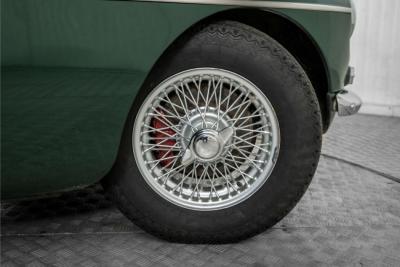 1965 MG B MGB 1.8 overdrive spaakwielen