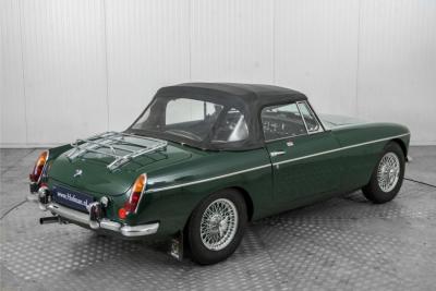 1965 MG B MGB 1.8 overdrive spaakwielen