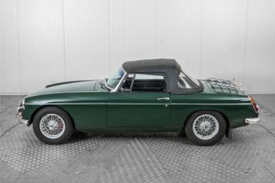 1965 MG B MGB 1.8 overdrive spaakwielen