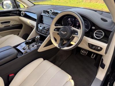 2022 Bentley 3.0 TFSi V6 17.3kWh Auto 4WD Euro 6 (s/s) 5dr