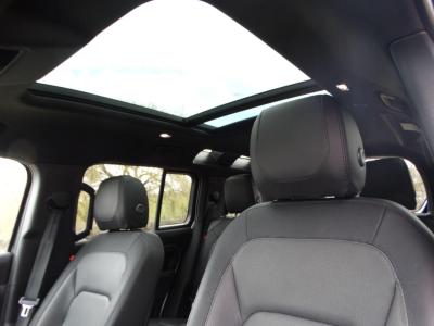 2023 Land Rover 2.0 P400e 15.4kWh X-Dynamic SE Auto 4WD Euro 6 (s/s) 5dr