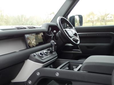 2023 Land Rover 2.0 P400e 15.4kWh X-Dynamic SE Auto 4WD Euro 6 (s/s) 5dr