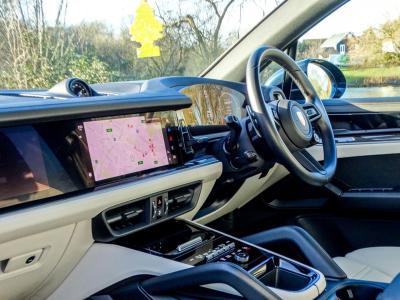 2024 Porsche 3.0T V6 TiptronicS 4WD Euro 6 (s/s) 5dr