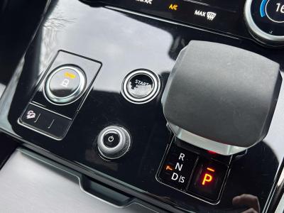 2023 Land Rover 3.0 P400 MHEV Dynamic SE Auto 4WD Euro 6 (s/s) 5dr