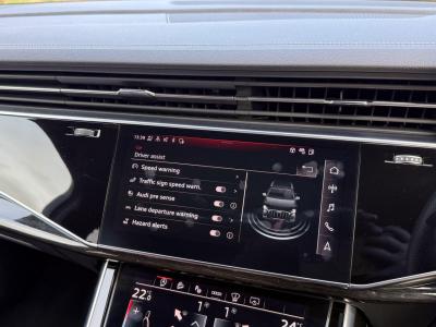 2023 Audi 4.0 TFSI V8 Black Edition Tiptronic quattro Euro 6 (s/s) 5dr