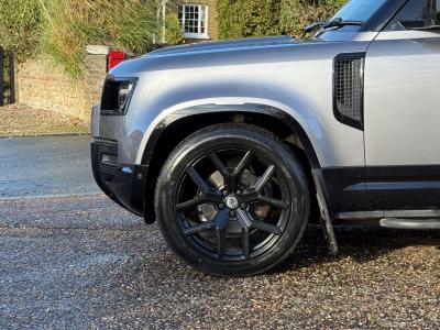 2022 Land Rover 3.0 D250 MHEV X-Dynamic SE Auto 4WD Euro 6 (s/s) 5dr