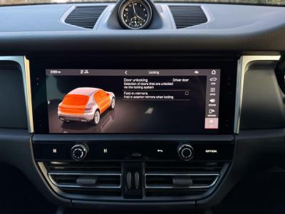 2021 Porsche 2.0T SUV 5dr Petrol PDK 4WD Euro 6 (s/s) (265 ps)