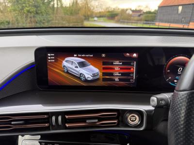 2022 Mercedes - Benz EQC 400 80kWh AMG Line (Premium Plus) Auto 4MATIC 5dr