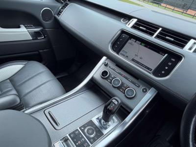 2016 Land Rover 3.0 SD V6 Autobiography Dynamic SUV 5dr Diesel Auto 4WD Euro 6 (s/s) (306 ps)