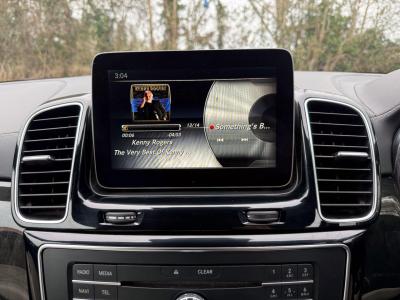 2017 Mercedes - Benz 3.0 GLE350d V6 designo Line SUV 5dr Diesel G-Tronic 4MATIC Euro 6 (s/s) (258 ps)