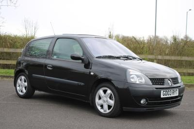 2003 Renault CLIO DYNAMIQUE 16V