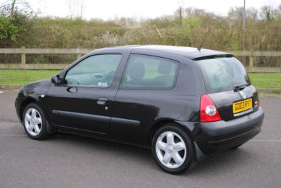 2003 Renault CLIO DYNAMIQUE 16V