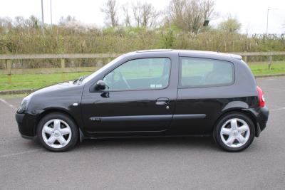 2003 Renault CLIO DYNAMIQUE 16V
