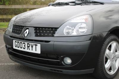 2003 Renault CLIO DYNAMIQUE 16V