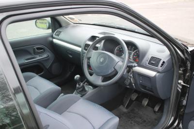 2003 Renault CLIO DYNAMIQUE 16V