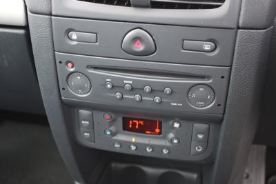 2003 Renault CLIO DYNAMIQUE 16V