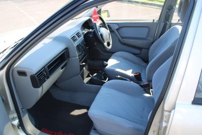 1994 Vauxhall CAVALIER LS