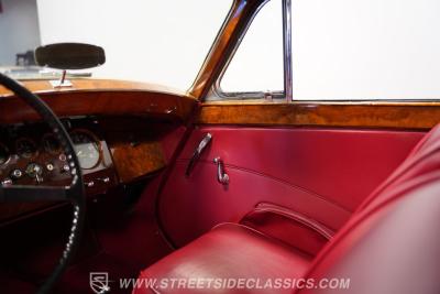 1950 Jaguar Mark V Sedan