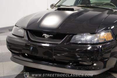 2003 Ford Mustang Mach 1