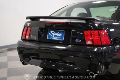 2003 Ford Mustang Mach 1