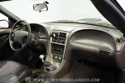 2003 Ford Mustang Mach 1