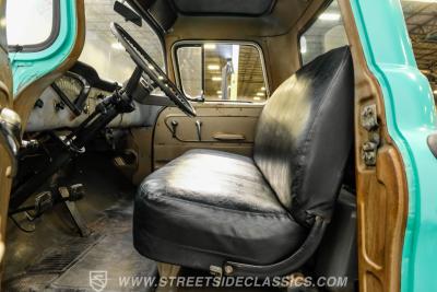 1959 Chevrolet 3200 Apache Stepside