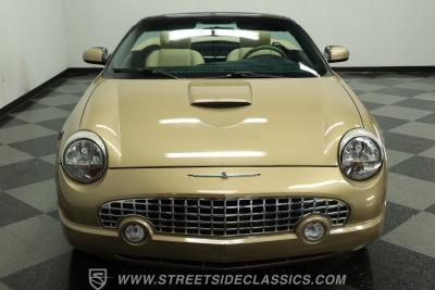 2005 Ford Thunderbird