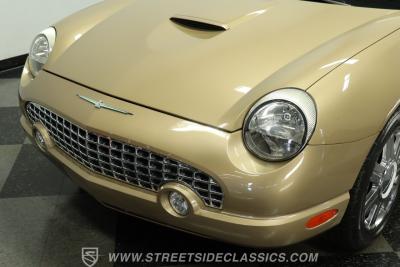 2005 Ford Thunderbird