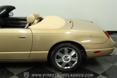 2005 Ford Thunderbird