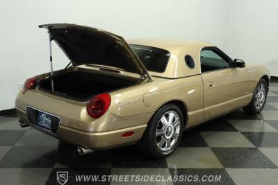 2005 Ford Thunderbird