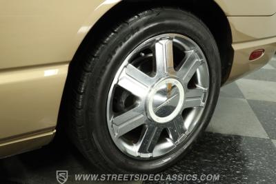 2005 Ford Thunderbird