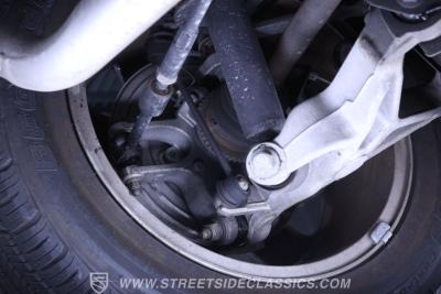 2005 Ford Thunderbird