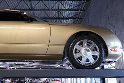 2005 Ford Thunderbird