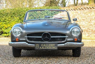 1962 Mercedes - Benz 190 SL