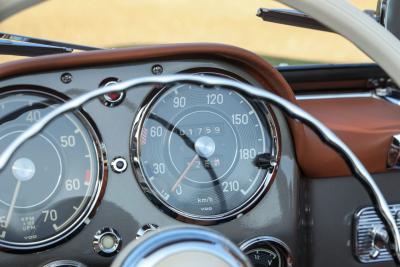 1962 Mercedes - Benz 190 SL