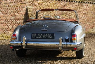 1962 Mercedes - Benz 190 SL