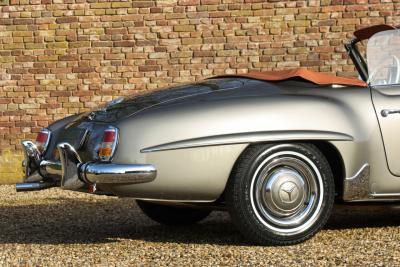 1962 Mercedes - Benz 190 SL