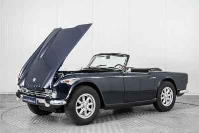 1967 Triumph TR4A IRS