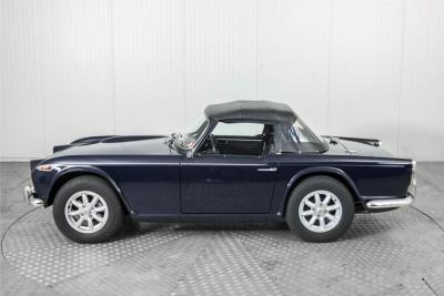 1967 Triumph TR4A IRS
