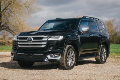 2024 Toyota Land Cruiser 300 ZX